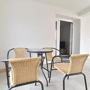 Sandy Apartament
