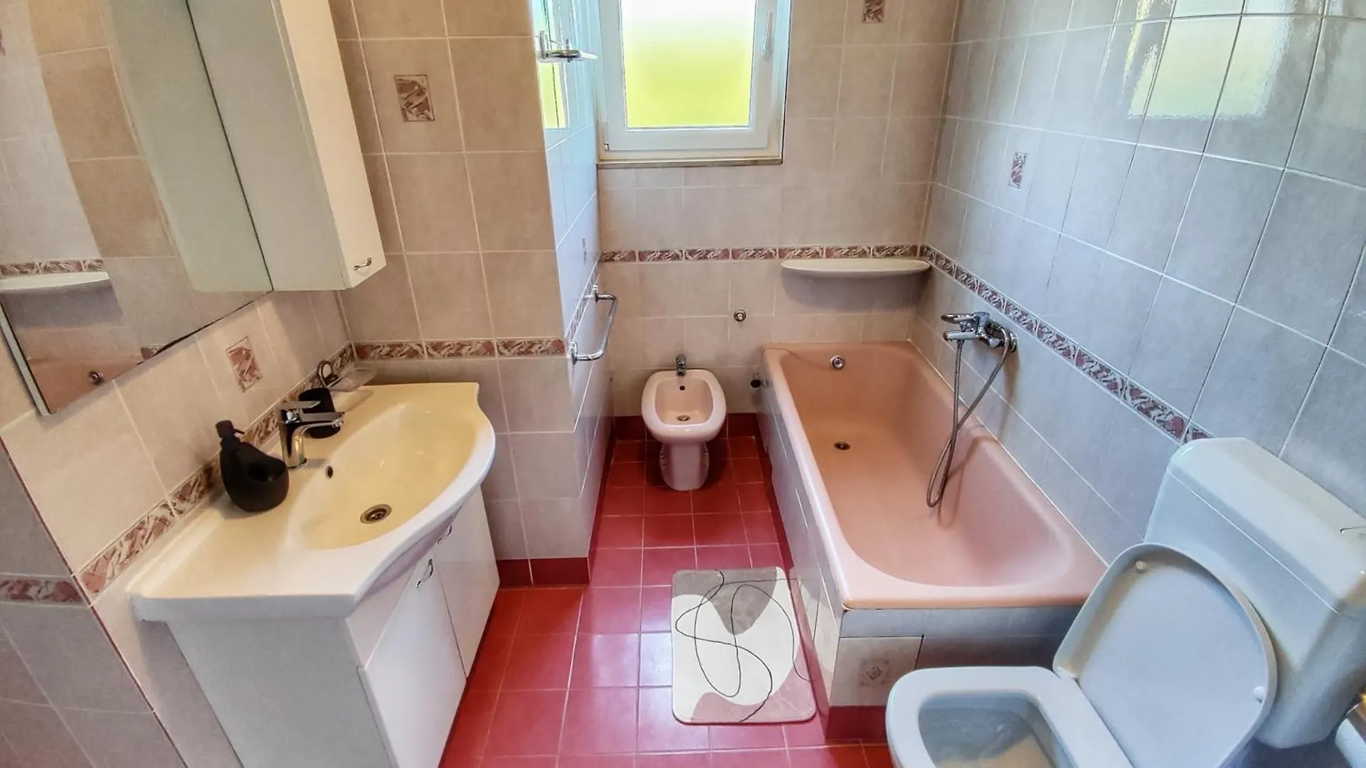 Holiday home House Rose With Garden And Pool Croatia
